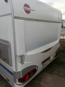 parte trasera de la caravana